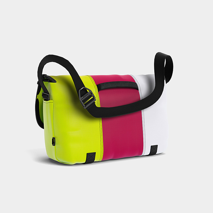 Timbuk2 Custom Classic Messenger Bag | Lifetime Warranty Timbuk2 Custom Classic Messenger Bag | Lifetime Warranty