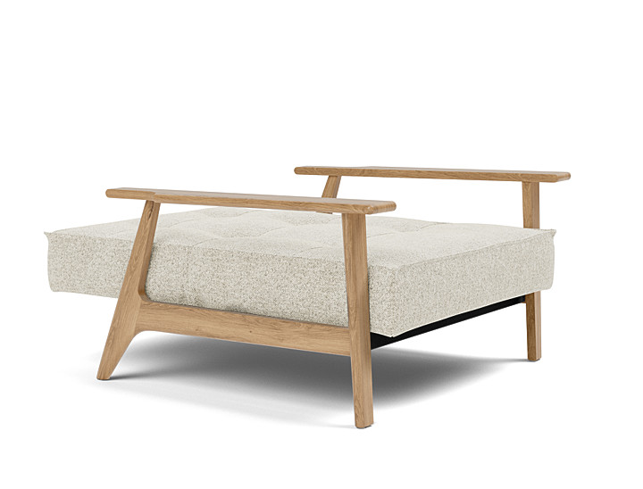 Splitback Frej with natural oak armrest